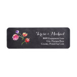 Étiquette de retour Mariage d'aquarelle Chalkboard<br><div class="desc">Utilisation de l'art délicat de l'aquarelle contre un motif arrière - plan en damier. Complétez le look avec les designs correspondants de la collection. (Entièrement personnalisable)</div>