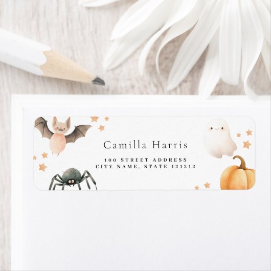 Étiquette de retour pour l'anniversaire de l'enfan (En situation)