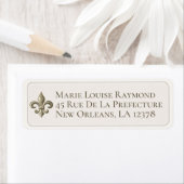 Étiquette de retour vintage Fleur de Lis (En situation)