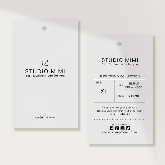 Étiquette de vêtements avec prix, taille, style et