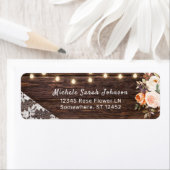 Étiquette Dentelle en bois, lumières, broussailles et broyag (En situation)