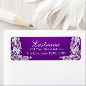 Étiquette Dentelle florale du pays vintage pourpre (En situation)