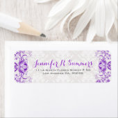 Étiquette Dentelle florale violet Damas blancs (En situation)