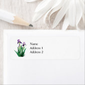 Étiquette Deux Iris Violets (En situation)