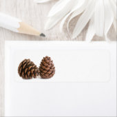 Étiquette Deux pinecones (En situation)