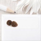 Étiquette Deux pinecones (En situation)
