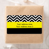 Étiquette d'expédition noire jaune Chevron moderne (En situation)