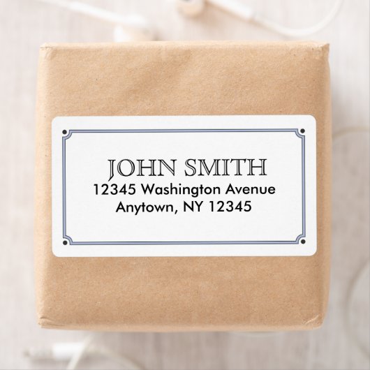 Étiquette d'expédition simple avec bordure bleue (En situation)