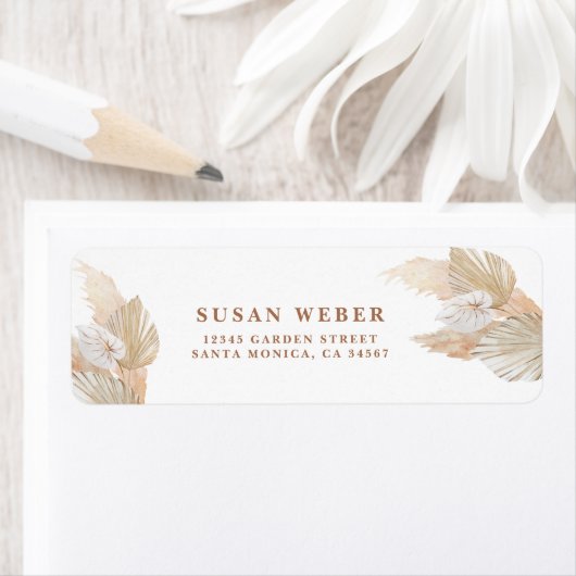 Étiquette d'invitation Boho Pampas Grass (En situation)