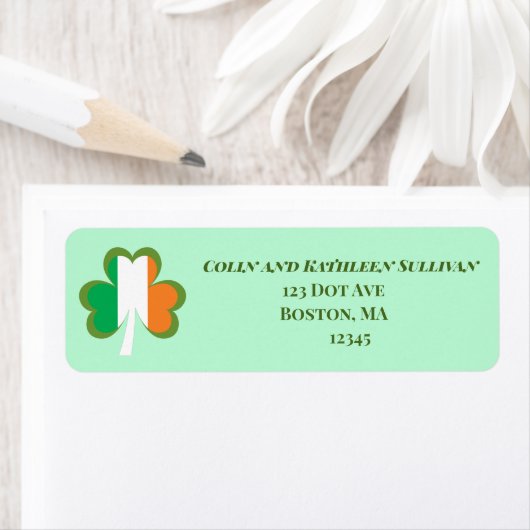 Étiquette Drapeau shamrock d'Irlande (En situation)