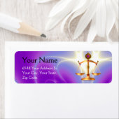 ÉTIQUETTE ÉCHELLES D'OR DE LA LOI AVEC PIERRES GEM, SYMBOLE  (En situation)