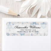 Étiquette Elégant Blue et Silver Holiday Snowflake (En situation)