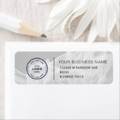 Étiquette Elegant Custom Business Return Address Label (En situation)