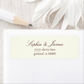 Étiquette Elegant Ivory Burgundy Wedding Return Address (En situation)