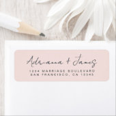 Étiquette Élégant Script Pastel Mariage rose Adresse de reto (En situation)