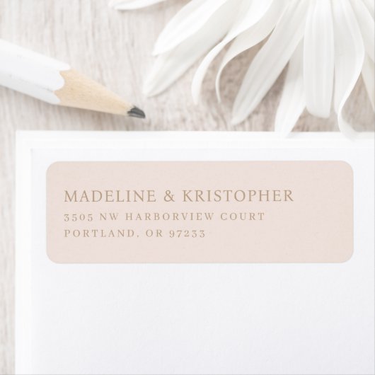 Étiquette Élégant Typographique Beige (En situation)