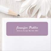 Étiquette Élégant violet blanc moderne Script simple Modèle (En situation)