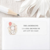 Étiquette Eléphant avec baby shower ballon rose (En situation)