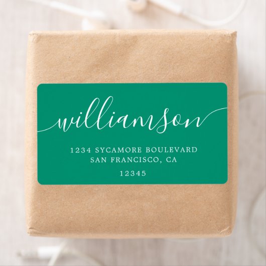Étiquette Emerald Green Modern Script Family Adresse de reto (En situation)