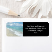 Étiquette Empreintes sur la plage de sable blanc, Pittoresqu (En situation)