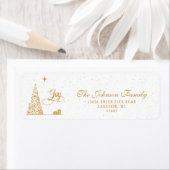 Étiquette Festive Gold Script Christmas Tree Return Address (En situation)