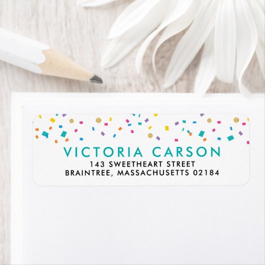 Étiquette Fête de Confetti colorée (En situation)