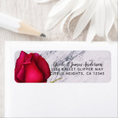 Étiquette Fête de Mariage Moderne avec Billes Rose Rouge Gla (En situation)