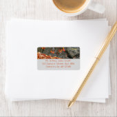 Étiquette Feuilles d'automne dans la cascade I Photographie  (En situation)