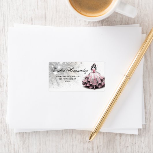 Étiquette Fille Quinceañera rose et argent (En situation)