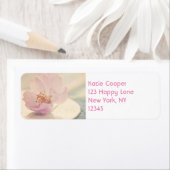 Étiquette Fleur de cerisier rose pâle délicate (En situation)