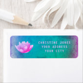 Étiquette fleur de lotus pourpre et bleu (En situation)