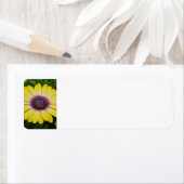 Étiquette Fleur jaune (En situation)