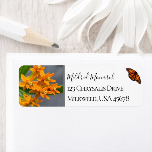 Étiquette Fleur sauvage autochtone de la photo de mouche per (En situation)