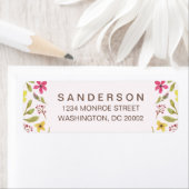 Étiquette Fleur sauvage Whimsy | Floral rustique (En situation)