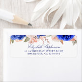 Étiquette Fleurs d'aquarelle marine et rose élégantes (En situation)