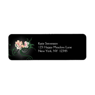 Étiquette Fleurs roses sur un Arrière - plan noir