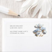 Étiquette Fleurs stylisées de lys 3D bleus Mariage (En situation)