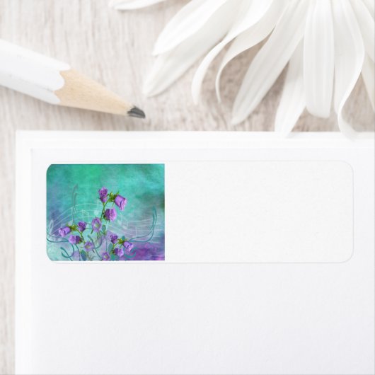 Étiquette Fleurs violettes et notes musicales (En situation)