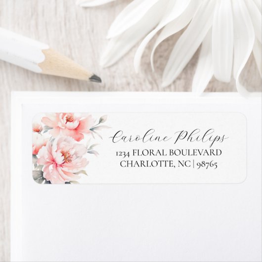 Étiquette Floral Peonies Blush rose FÊTE DES MARIÉES Adresse (En situation)