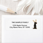 Étiquette Funky Black Lab avec Reindeer Antlers Noël (En situation)