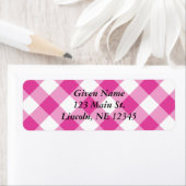 Étiquette Gingham Blanc et Rose Diagonal (En situation)