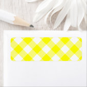 Étiquette Gingham jaune et blanc (En situation)