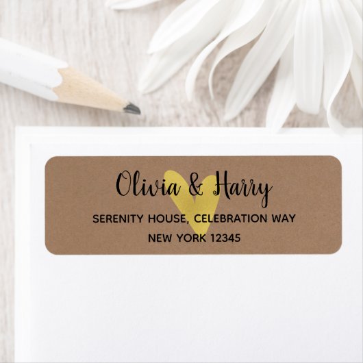 Étiquette Gold Heart Kraft Mariage Adresse de retour Étiquet (En situation)