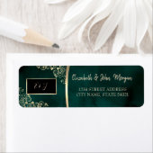 Étiquette Gold Swirls Emerald Green Wedding  (En situation)