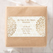 Étiquette Golden mandala Mehndi personalized   (En situation)