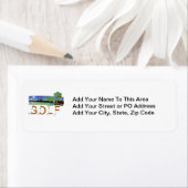 Étiquette Golf avec des tee-shirts et cadeaux de golf (En situation)