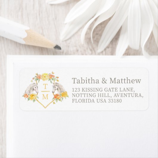 Étiquette Gray horses yellow coral roses monogram wedding (En situation)