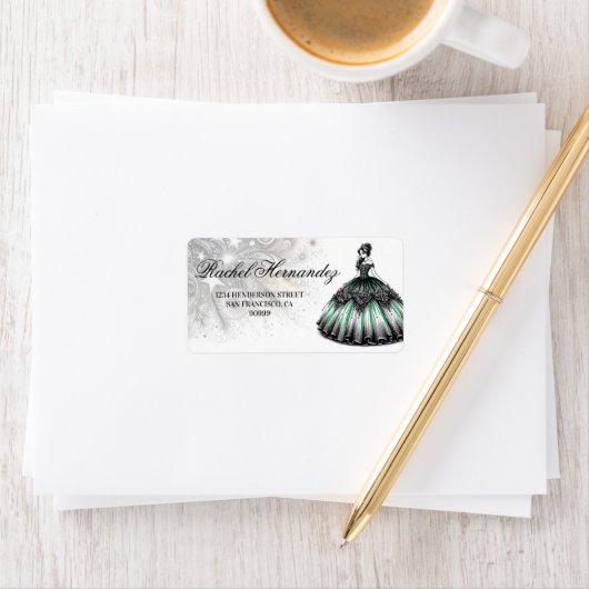 Étiquette Green Quinceañera Girl (En situation)