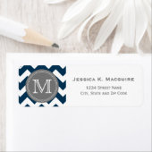 Étiquette Gris Monogramme Marine bleu Chevron (En situation)
