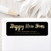 Étiquette Happy New Year Chic Black and Gold Script (En situation)